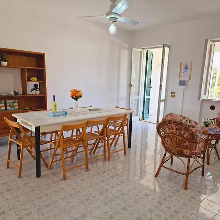 Residenza Praja In Baia Apartment